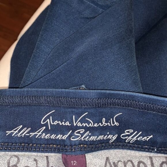 Gloria Vanderbilt Amanda Classic Tapered Jeans Size 12 Average Fit Dark Blue Str - Picture 2 of 12